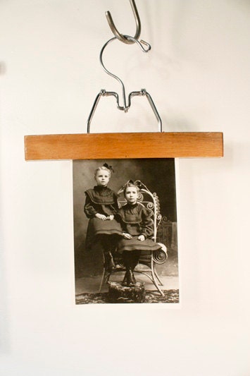 Vintage Wooden Art / Photo / Skirt / Pant Clip Hangers (h0002)