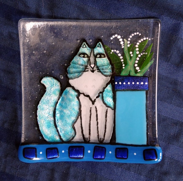 Fused Glass Cat Art Plate/ Turquoise Blue with Dichroic Accents - SusanFayePetProjects