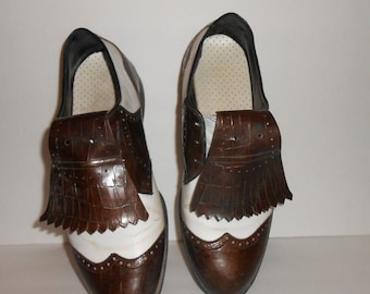 saddle wingtip shoes