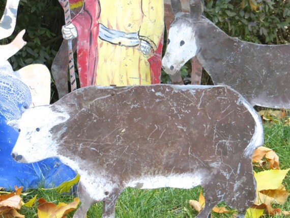 Items similar to Vintage 9Piece Metal Outdoor Nativity Scene