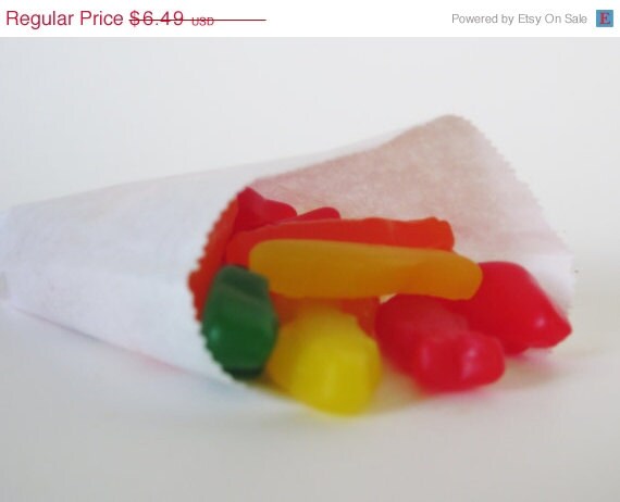 ON SALE 75 White paper treat bag , french fry, party favor, candy buffet bar Il_570xn