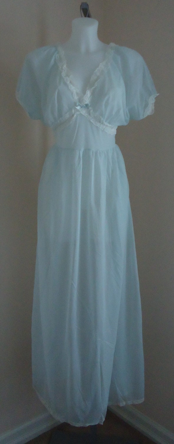vintage kayser nightgown