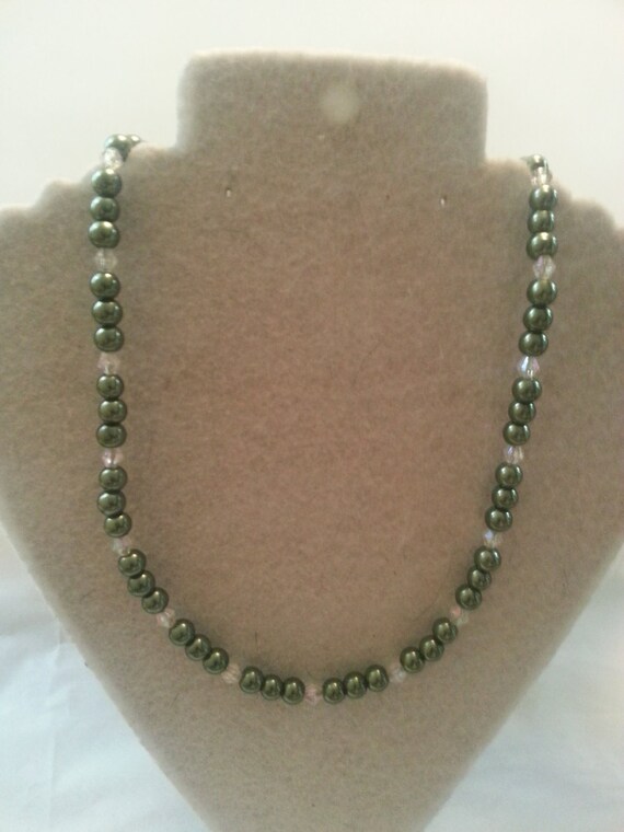 Green Beaded Necklace by tahdeah on Etsy