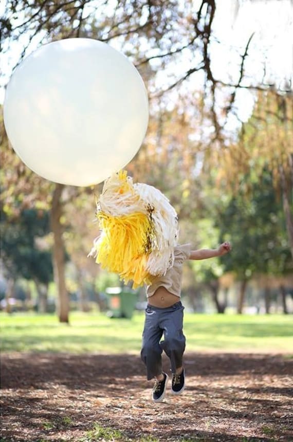 ivory silk 36 Latex Giant Balloon with tassel by TouchOMagic