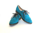 Vintage Lace Up Oxfords / Turquoise Suede / Linda Lundstrom / Size 7.5 - almondtreevintage