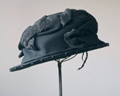 Victorian Era Mourning Hat, Antique Victorian Era Hat, Antique Accessories, Women's Antique Fashion - OhDearViolet