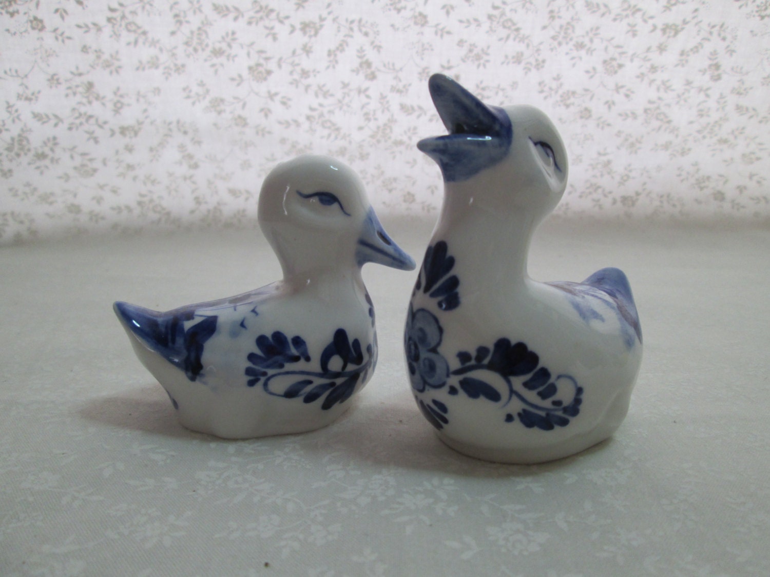 Delft Blue And White Duck Or Geese Salt And Pepper Shakers