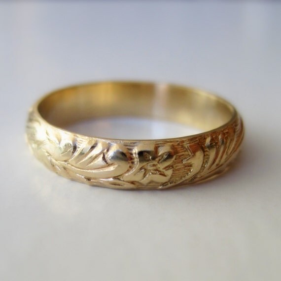 band, recycled patterned wedding and leaves wedding ring,    recycled gold Gold size 14k floral band