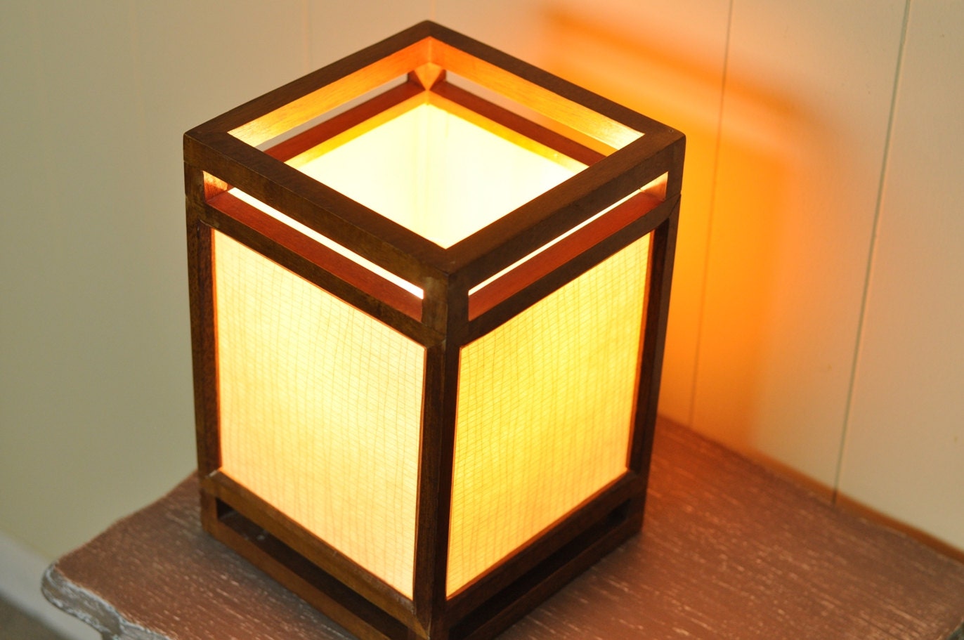 Japanese Style Light Accent Lamp Lantern Minimalism Arts & Crafts Lighting Decor - TheVelvetBranch