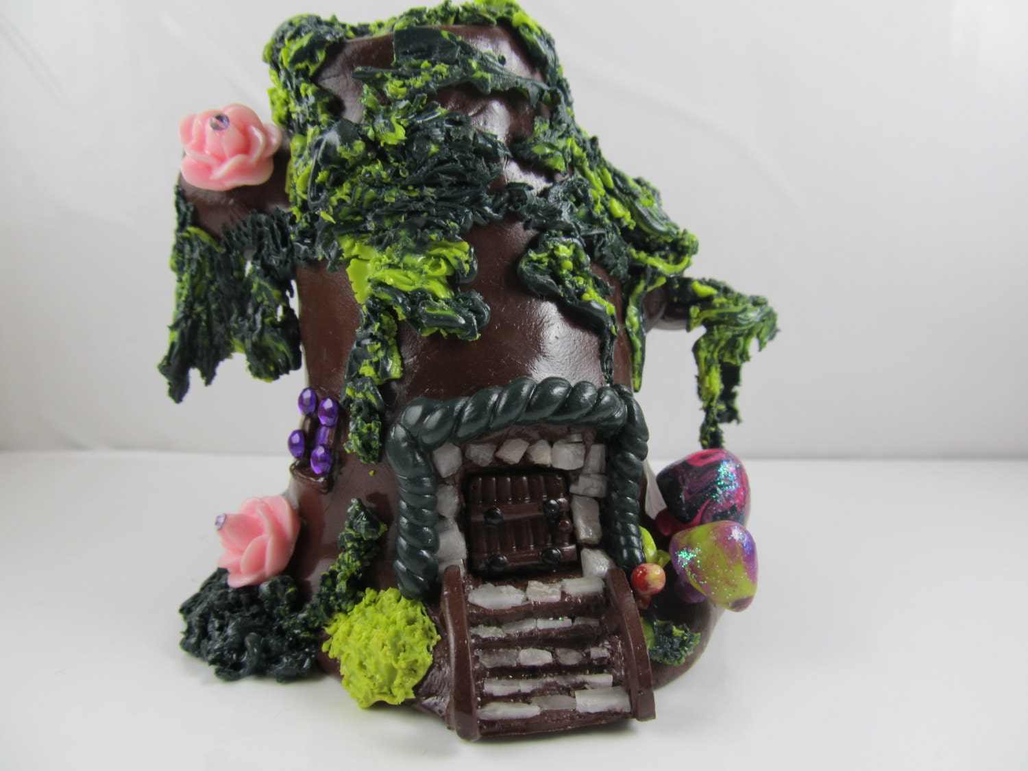 OOAK Fairy tree house sculpture, encased in moss. Polymer clay, Real Quartz shards used! - OrangeStARTiquities
