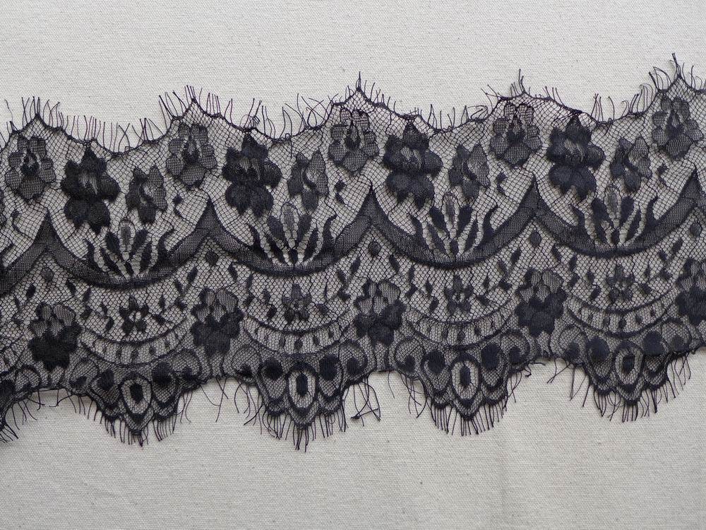 Black Eyelash Lace Trim Chantilly Lace Fabric With Scalloped