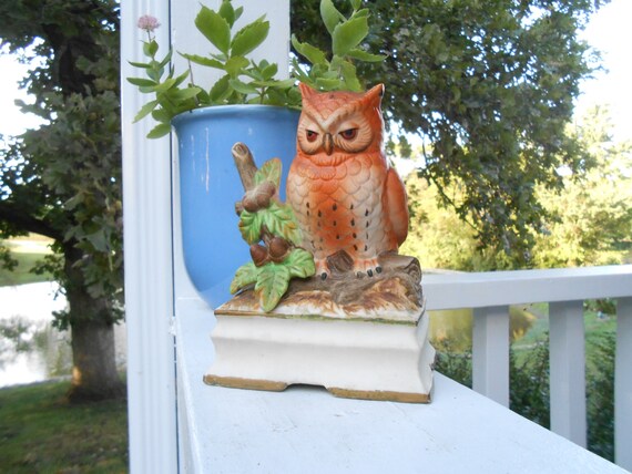Owl Music Box / Vintage / Owl Figurine / Owl Decor / Brown Owl