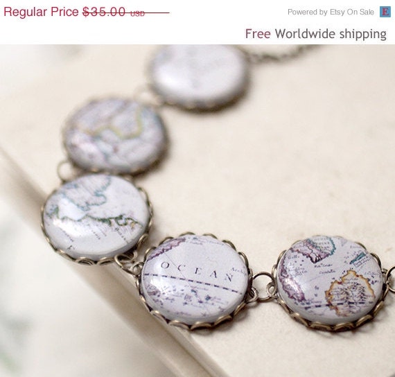World Map necklace - Traveler's jewelry (BN014)