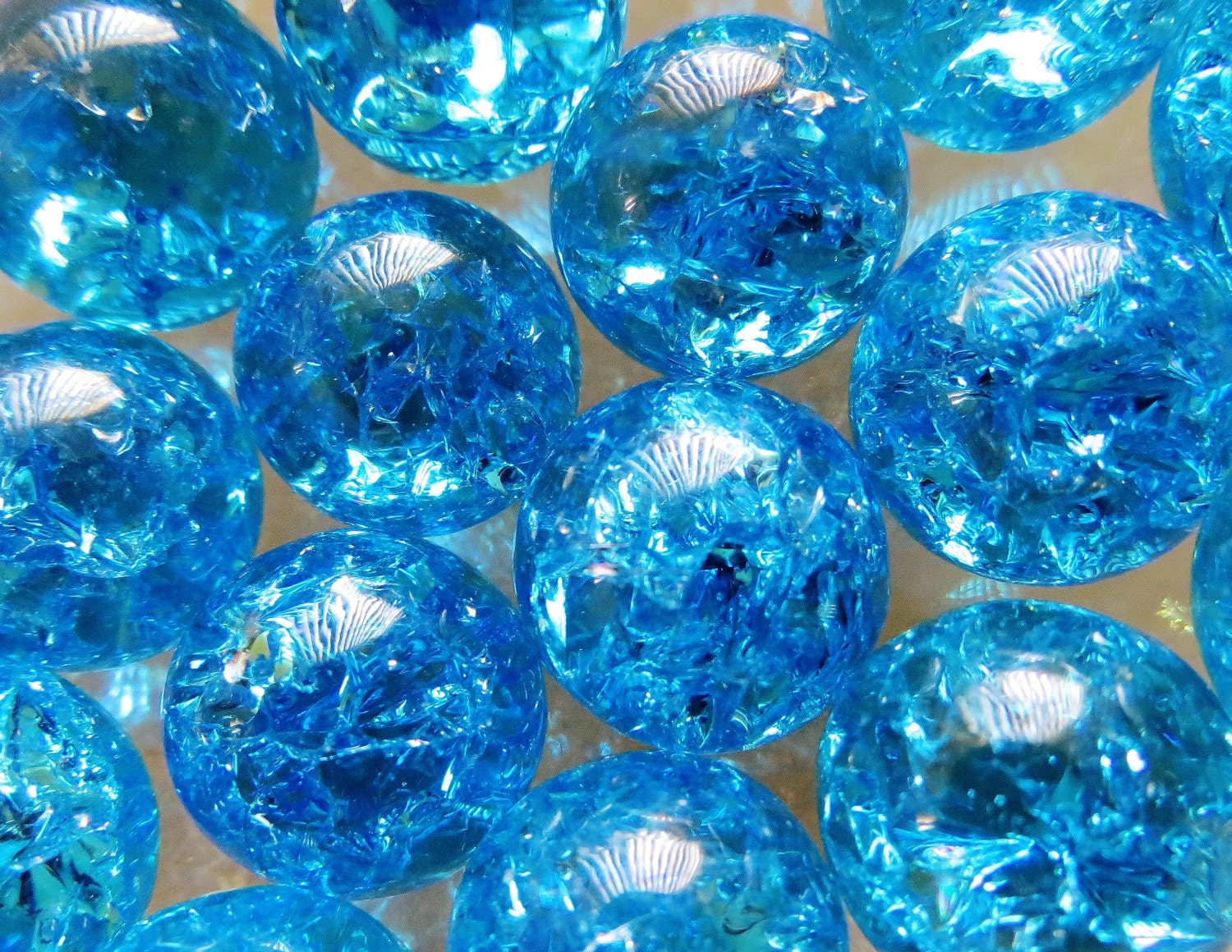 Twenty20 9/16 14mm Azure Blue Marbles Fried by