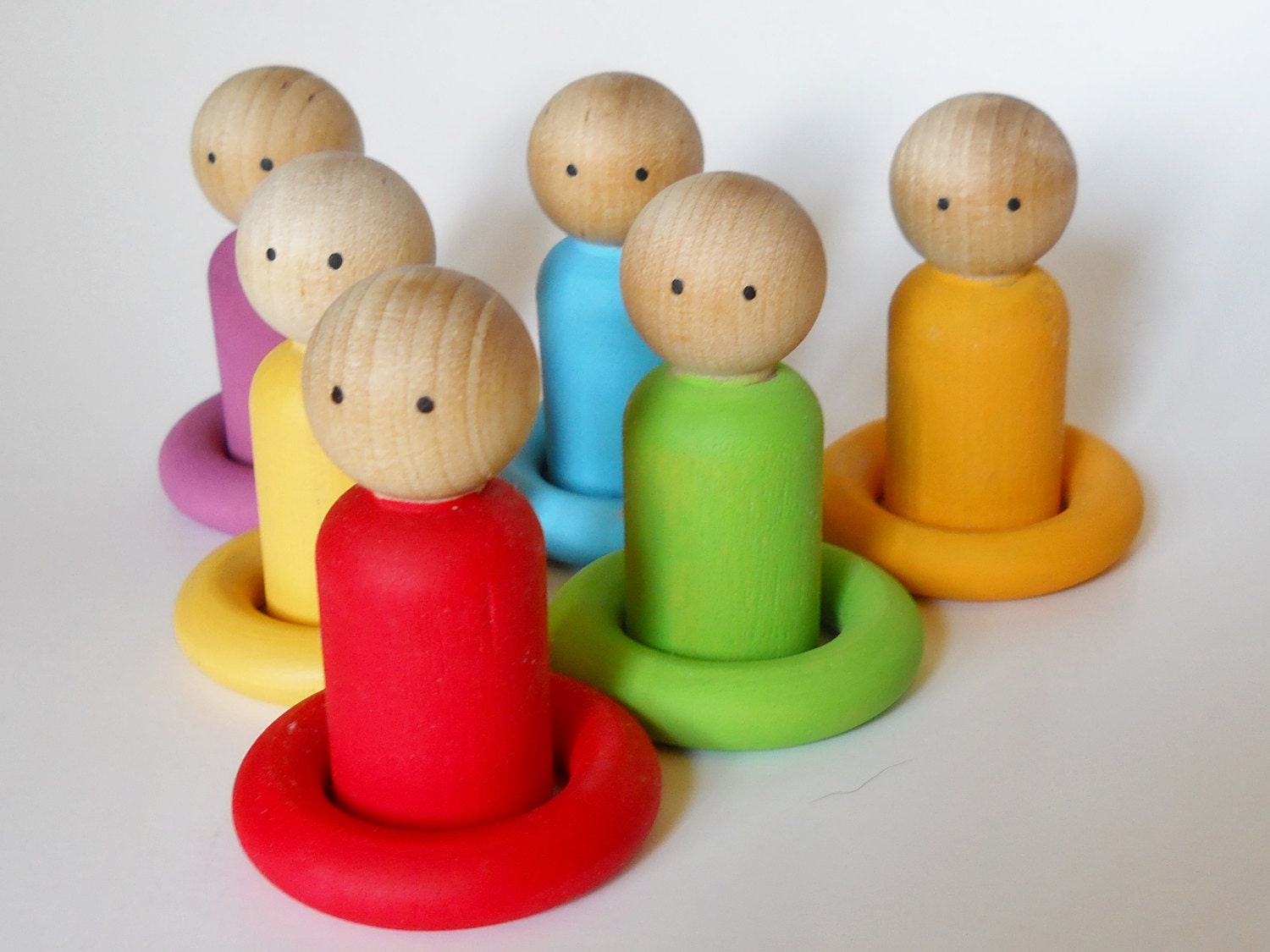 Wooden Peg People Rainbow Colored Sorting Game Set Of 12 With