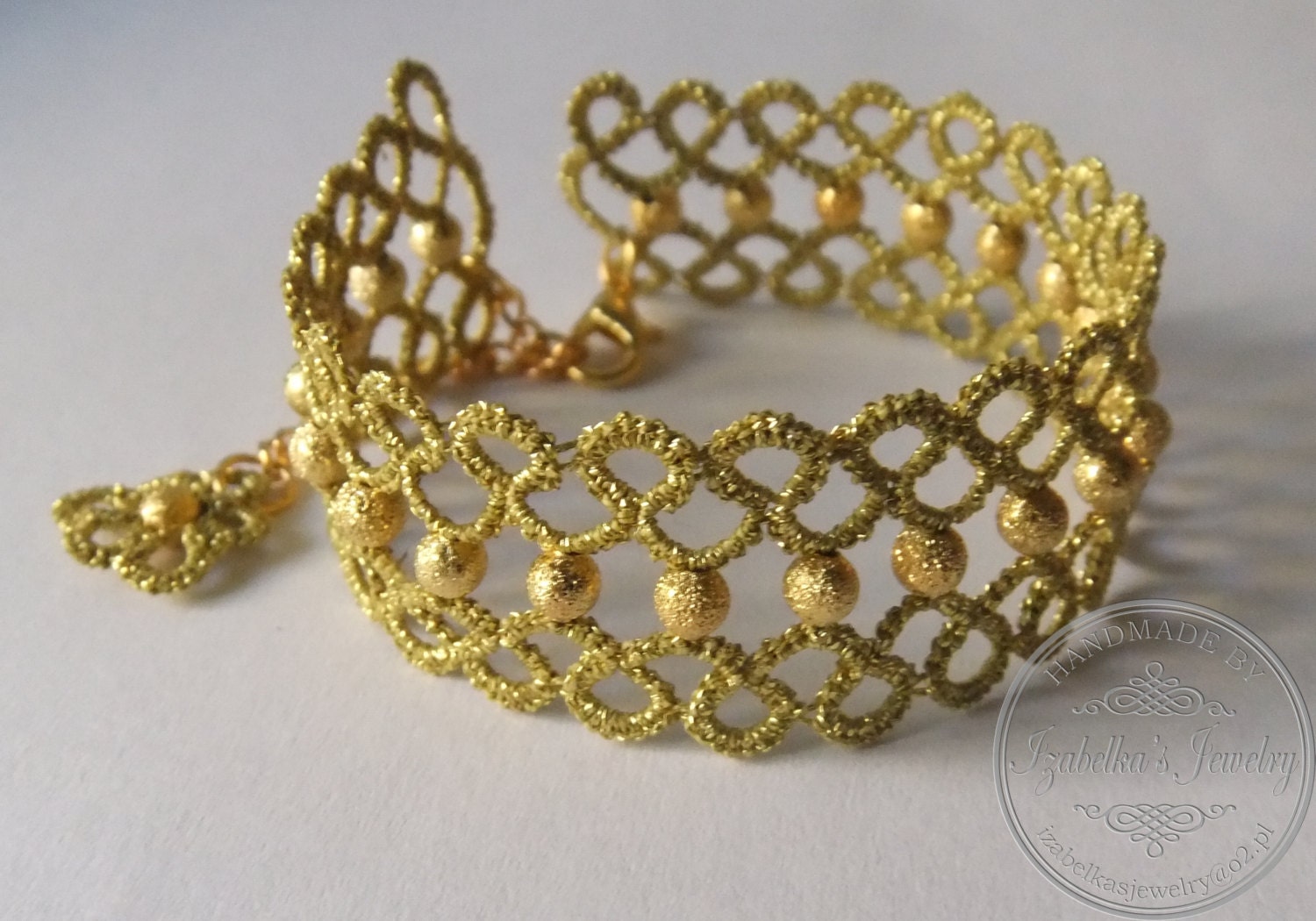 Gold lace tatted bracelet with beads - IzabelkasJewelry