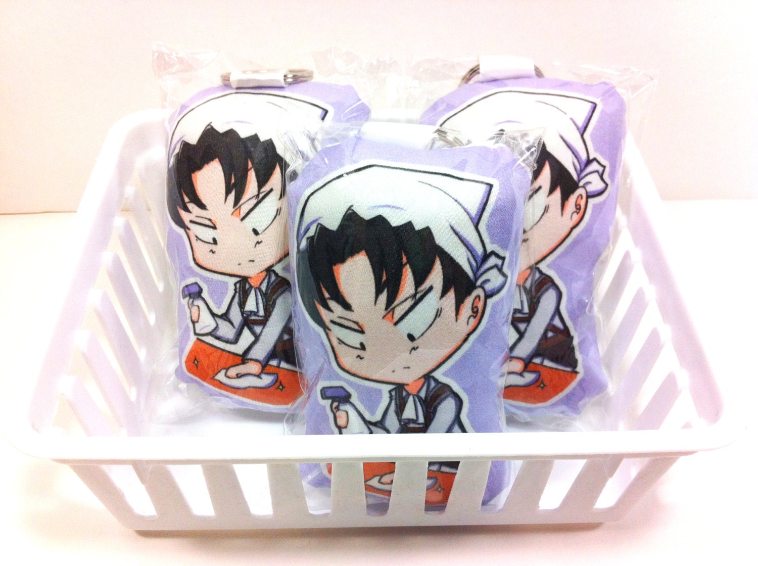 levi attack on titan keychain