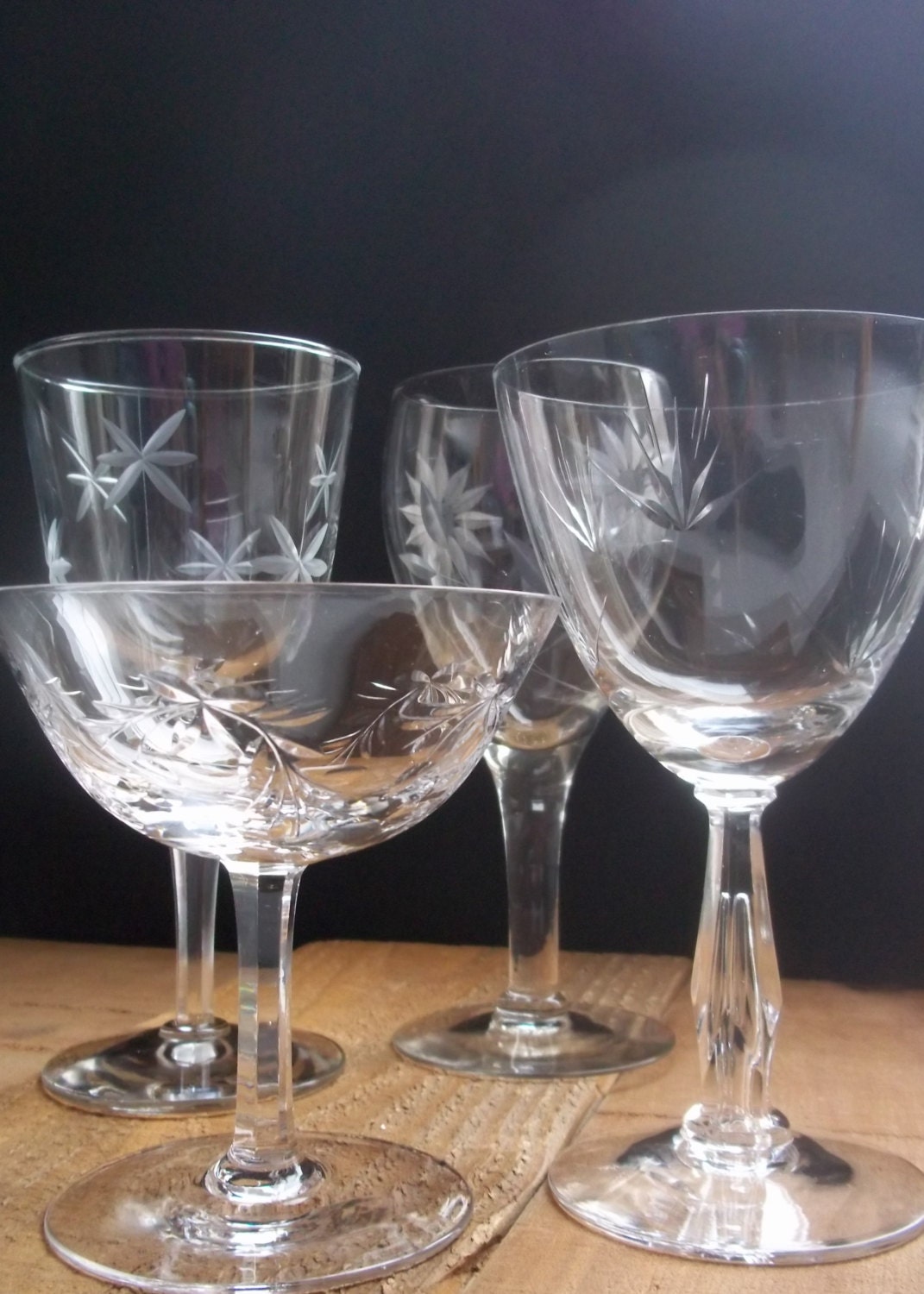 Eclectic Set of 4 Vintage Etched Cocktail/Wine Glasses Housewares Entertaining Holiday Table Wedding - SPARKLESandSASS