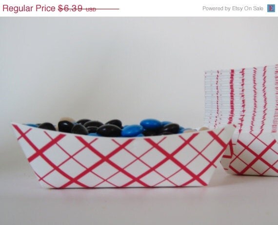 Cyber Week SALE 10% OFF 50 MEDIUM Retro Red Plaid Food Tray for Parties, Showers or Wedding, Candy Buffet Il_570xn