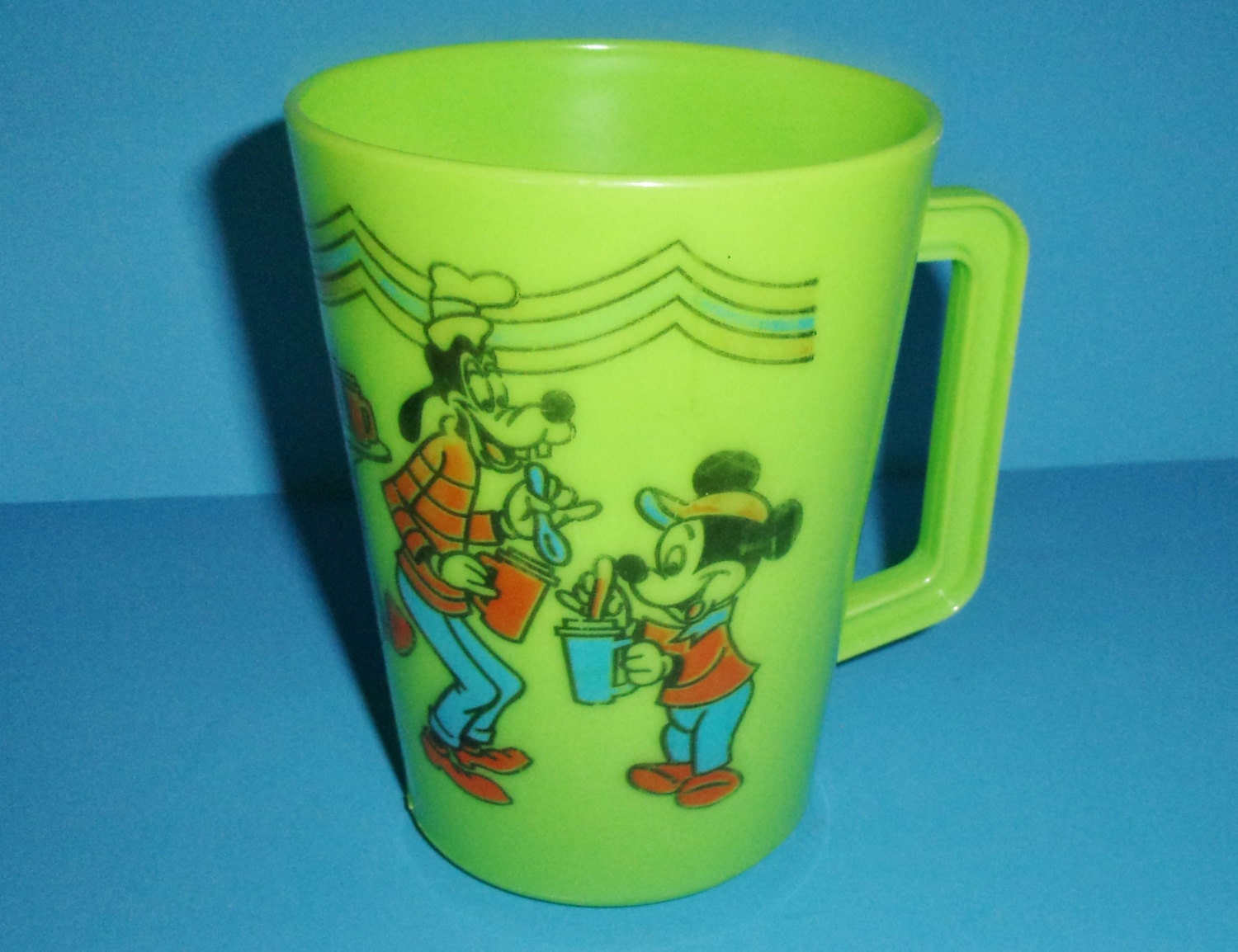 Vintage Disney Large Cup Mug Plastic For Slush Or Frozen