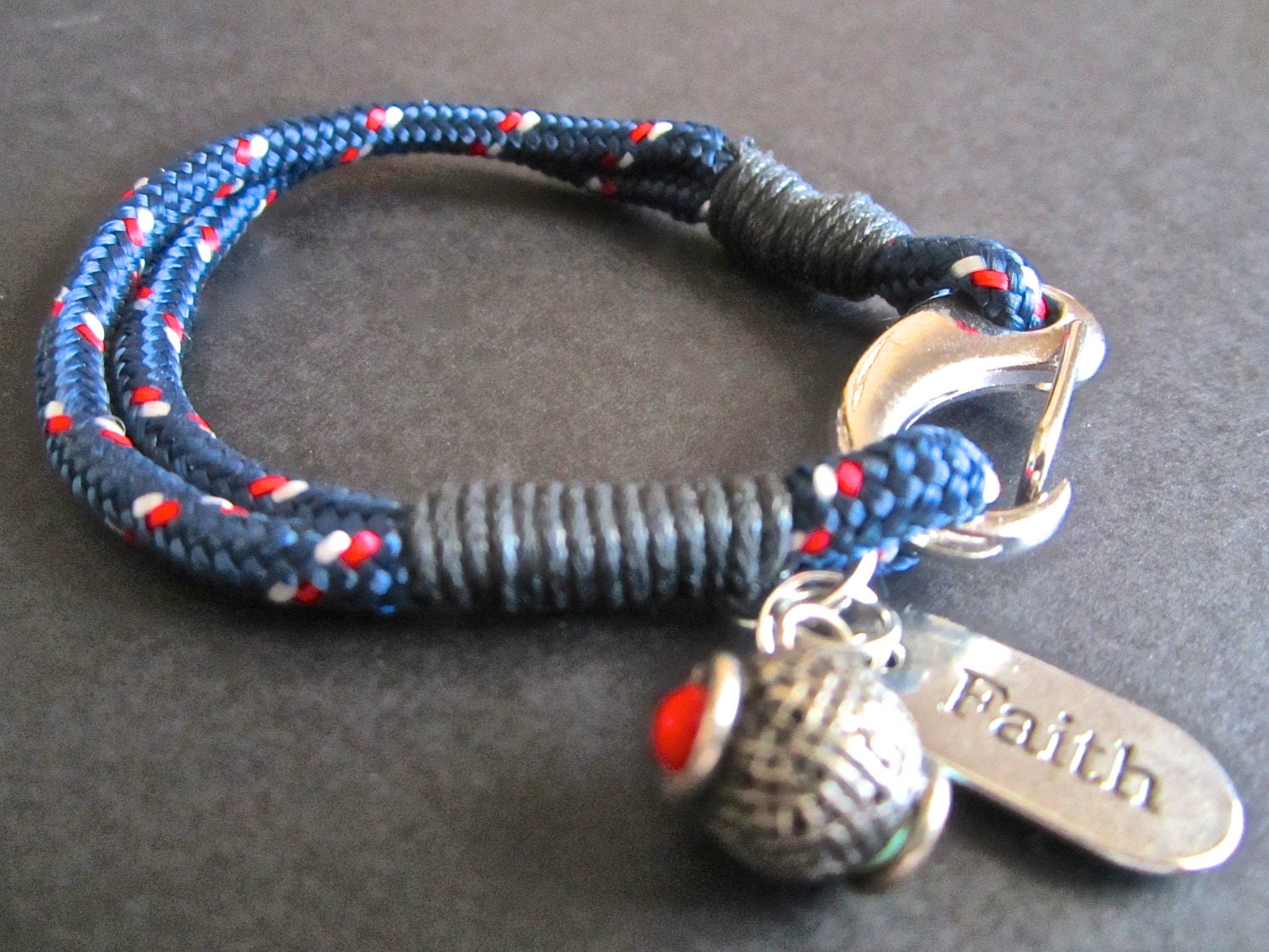 Red Paracord cross  Bracelet Blue Survivor Christmas bracelet White Stocking and Charm  for  paracord charm