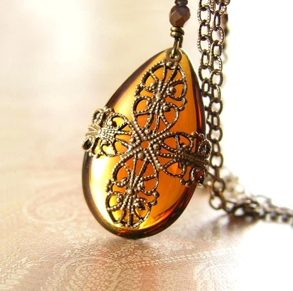 Amber necklace vintage