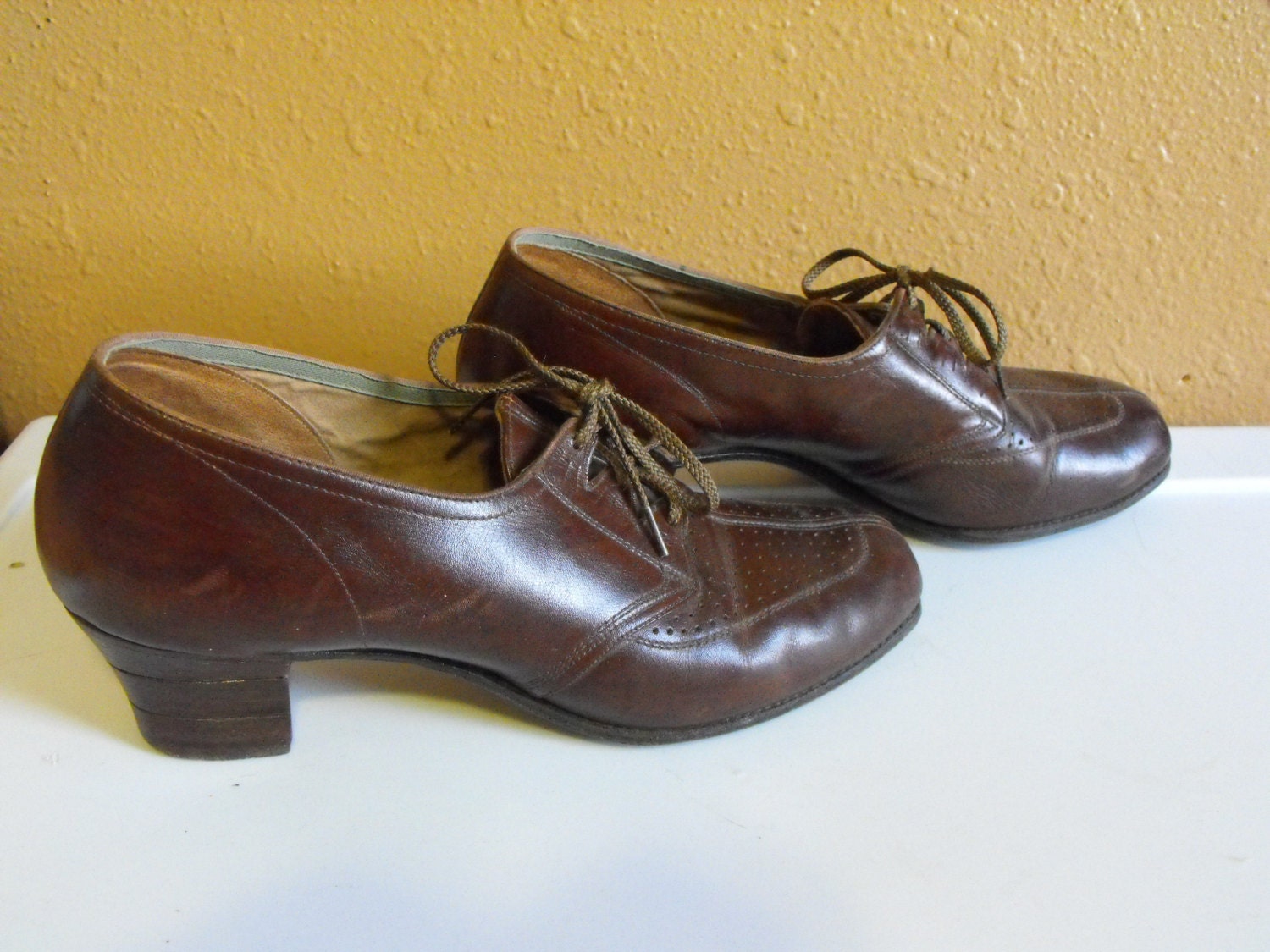 Vintage Enna Jettick Shoes Brown 8 1/2 9 Wooden Heels by