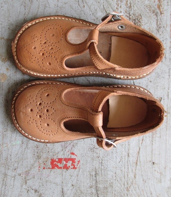 French vintage 50's  kids shoes  leather  natural tan  made in ...