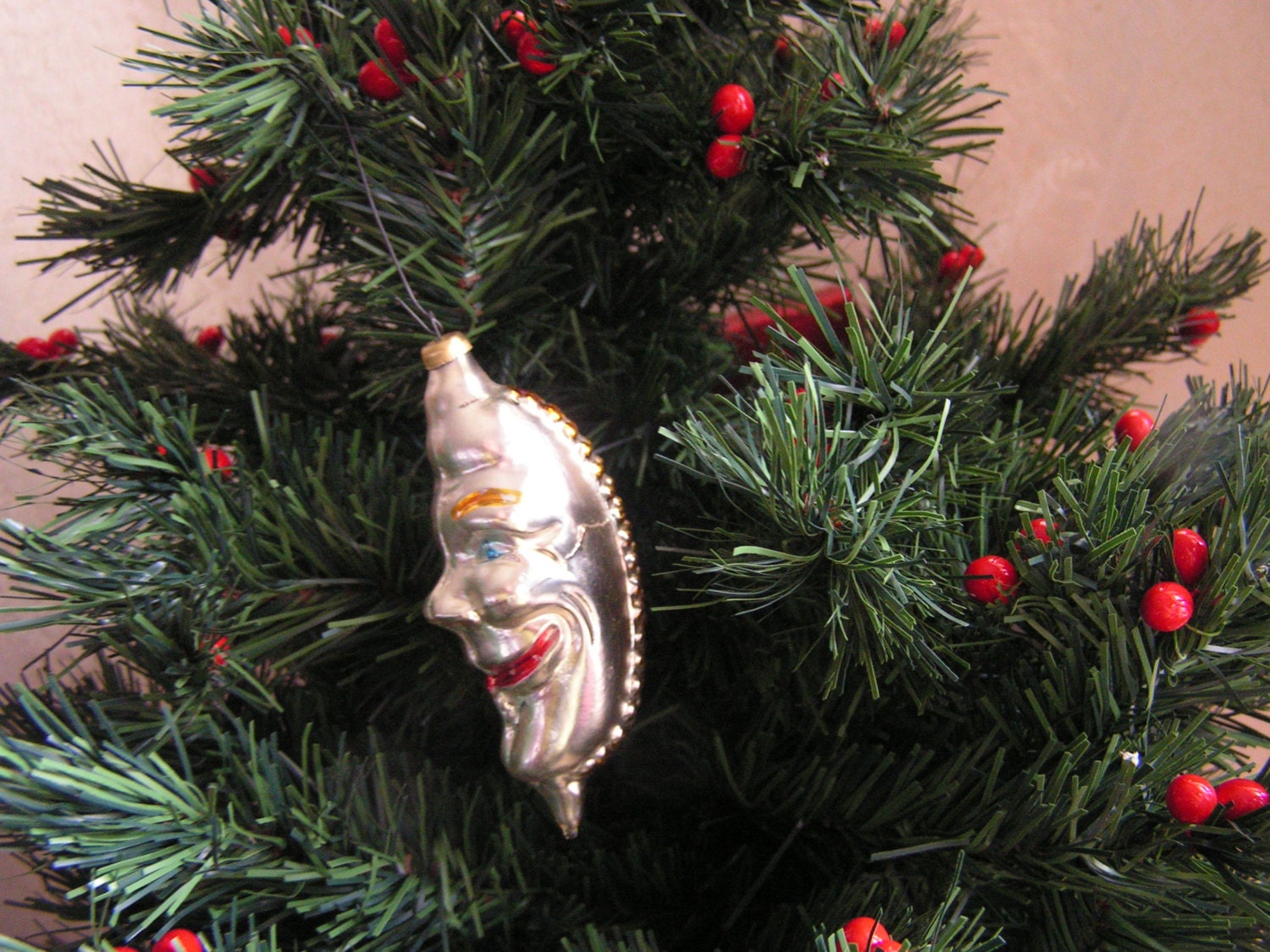 man in the moon, moon face Christmas tree ornament in vintage - LaVintageByMissPJ55