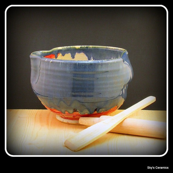 large mixing bowl with spout