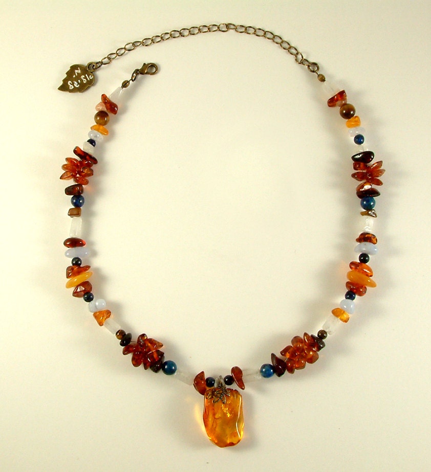 thyroid healing necklace