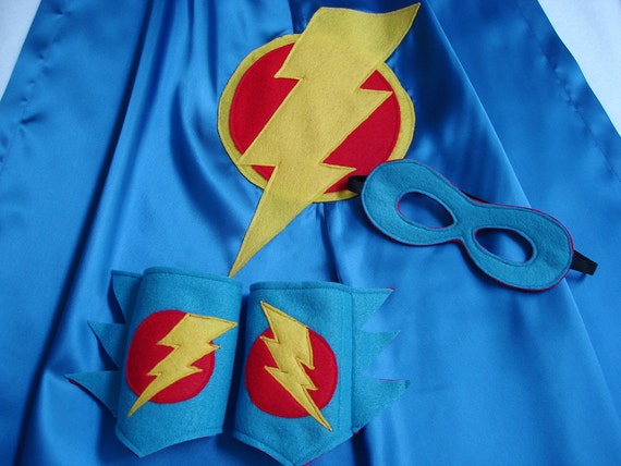 children-s-custom-superhero-lightning-bolt-cape-by-magicalattic