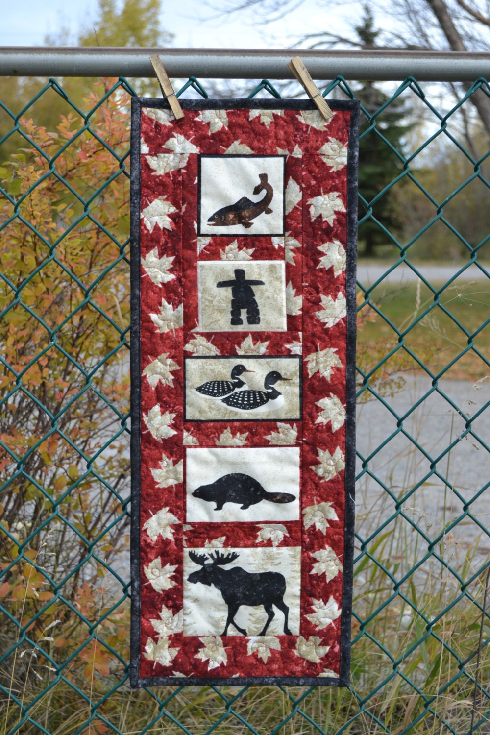 canadian-art-quilt-wall-hanging-moose-beaver-loon-by-magpiequilts