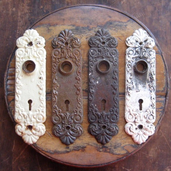 4 vintage door knob back plates keyhole knob by anythinggoeshere