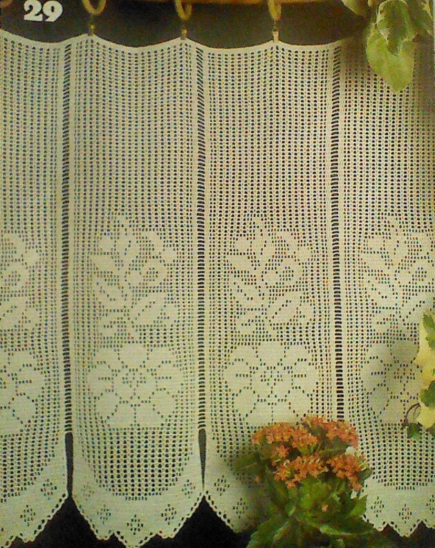 Vintage Crocheted Cape Cod Curtain Pattern by MAMASPATTERNS