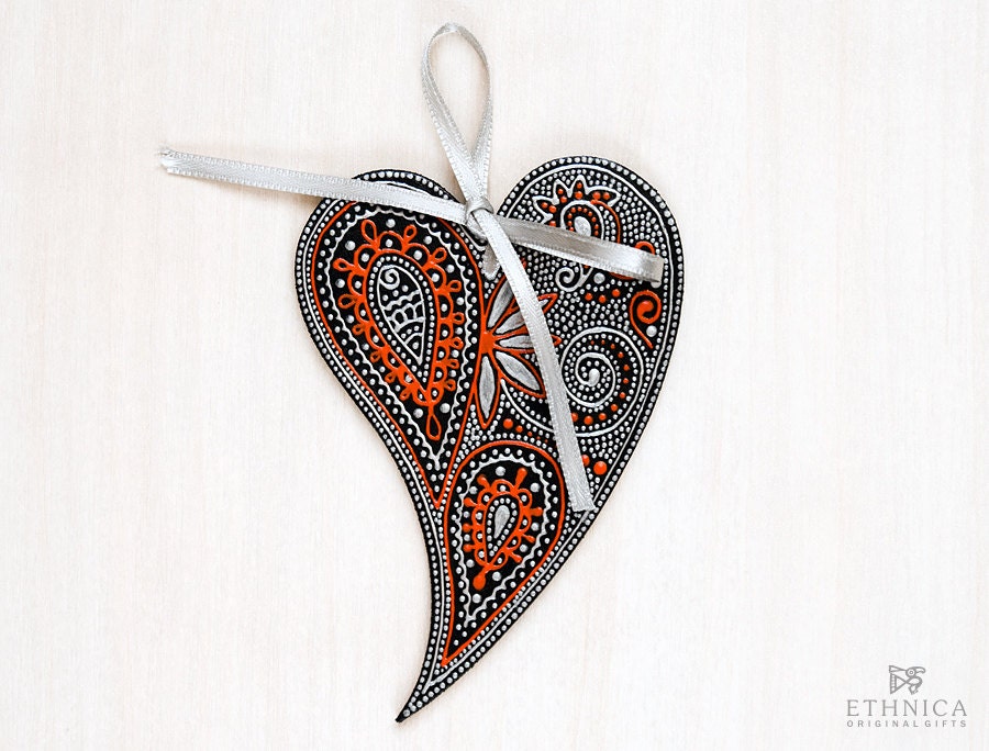 Valentines day wooden heart / red / painted heart /  Valentines gift / paisley ornament / home decor - NikaEthnica