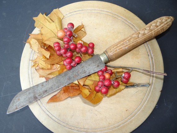 1800's English Bread Knife Antique Carved Wheat by exploremag