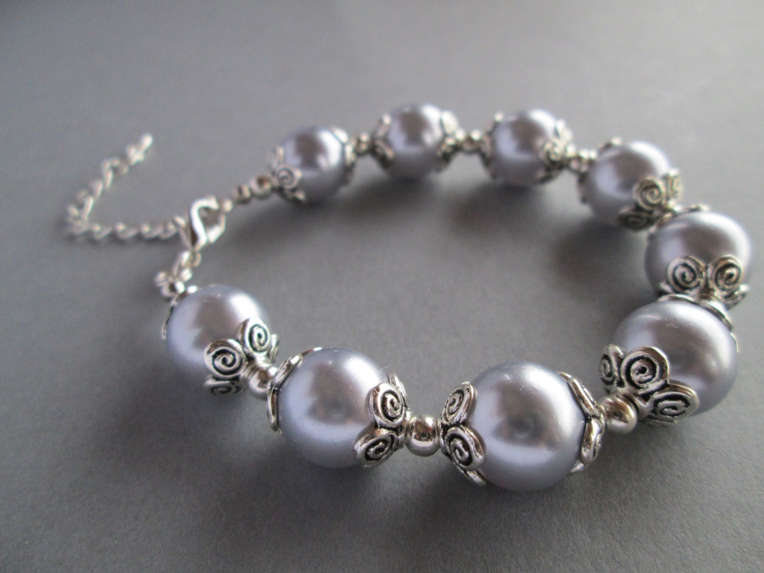 Handmade Lilac and Silver Pearl Bracelet, Lavender Bracelet. Purple Bracelet - Michelleshandcrafted Handmade Lilac and Silver Pearl Bracelet, Lavender Bracelet. Purple Bracelet - Michelleshandcrafted