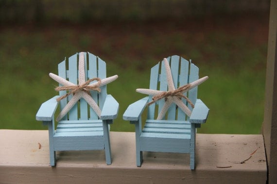 up chairs cake topper