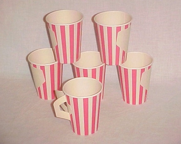 Red vintage Fold with Stripe Handle Vintage White  Cups Out  cups Retro & paper Coffee Paper handles  60s