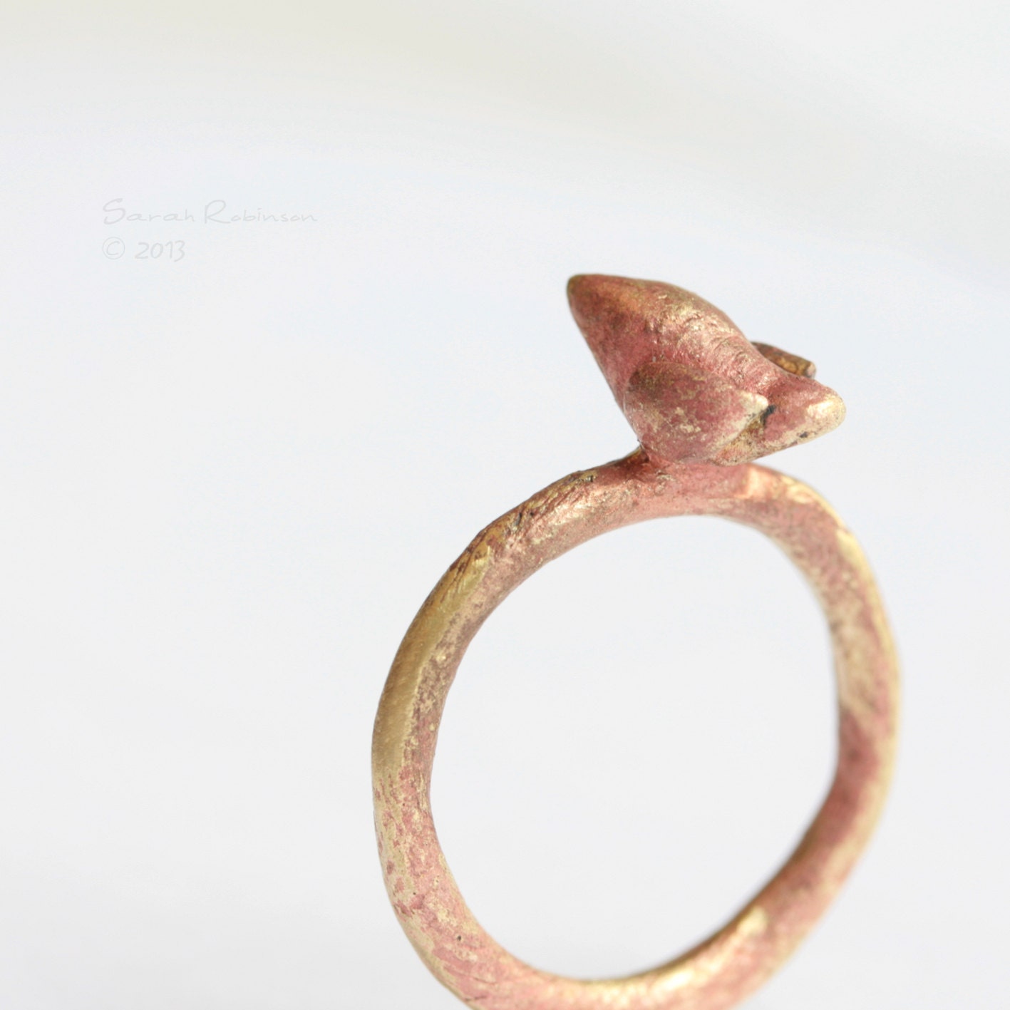 Little Bird Ring Brass OOAK Handmodeled - lachicadelosanillos Little Bird Ring Brass OOAK Handmodeled - lachicadelosanillos