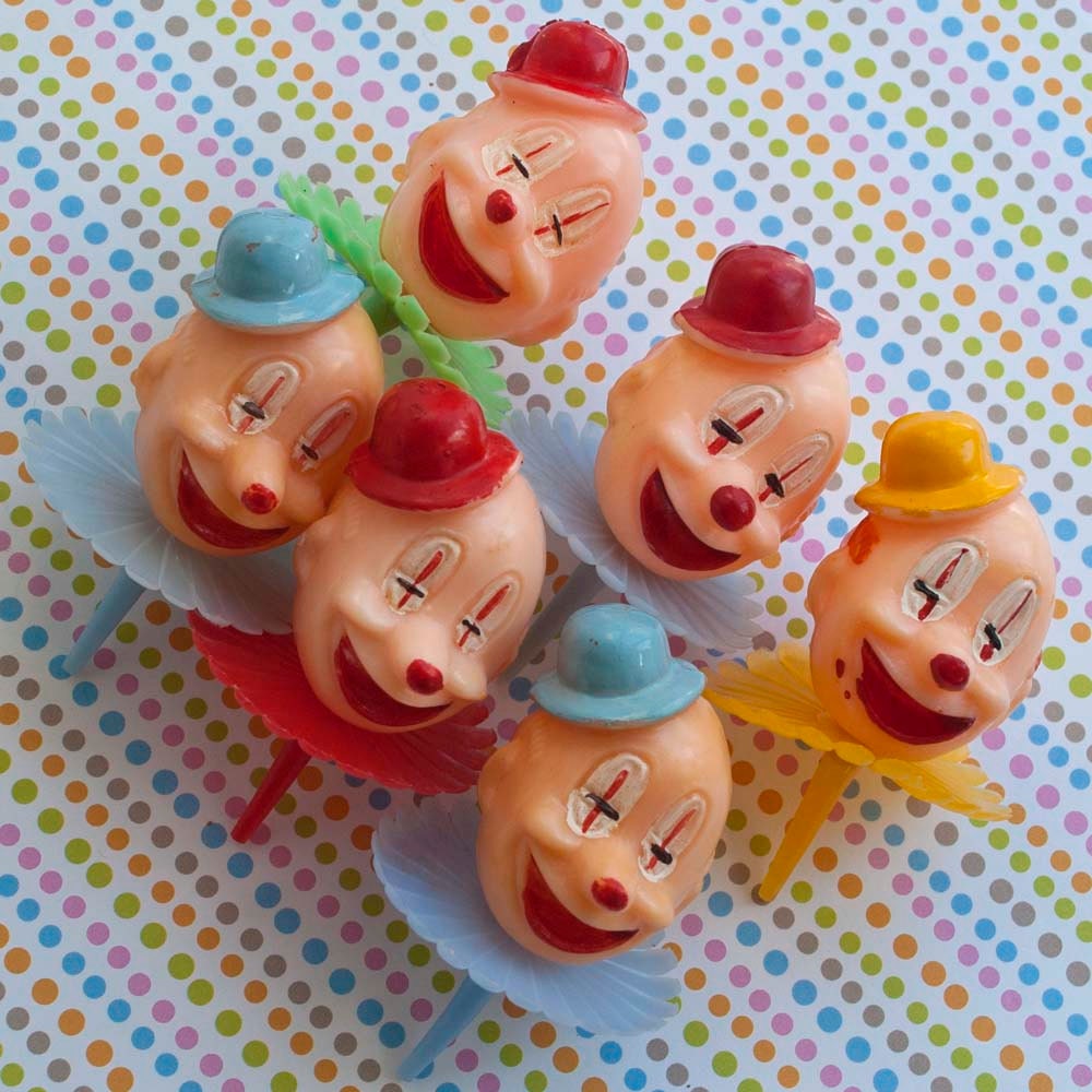 of cupcake vintage Cake toppers  Toppers, larger  set or Vintage clown Clown 6, Cute  clowns. Cupcake