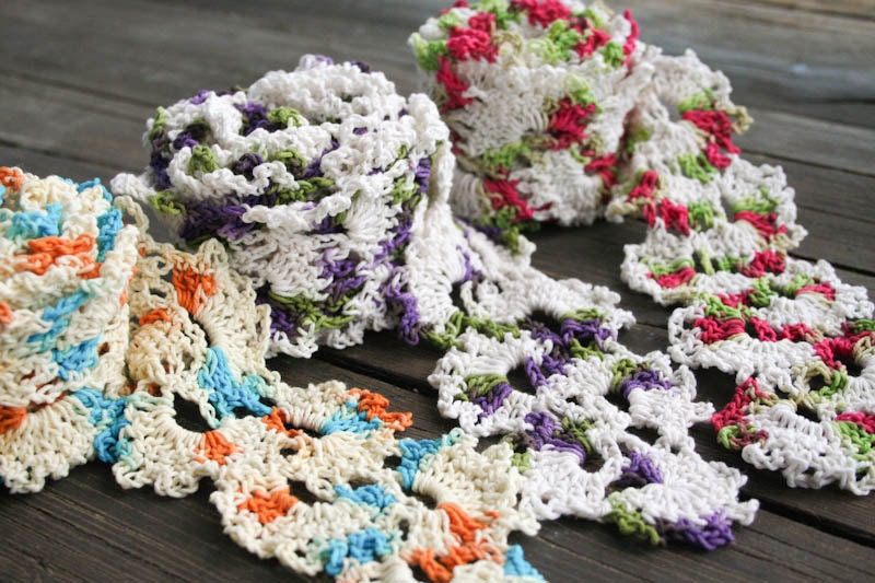 Crochet Simple and Colorful Queen Anne's Lace Scarf - aureliaslittleroom