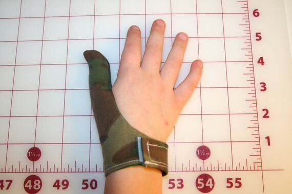 Thumb guard Stop thumb sucking Help kids stop by dawnsthumbguards