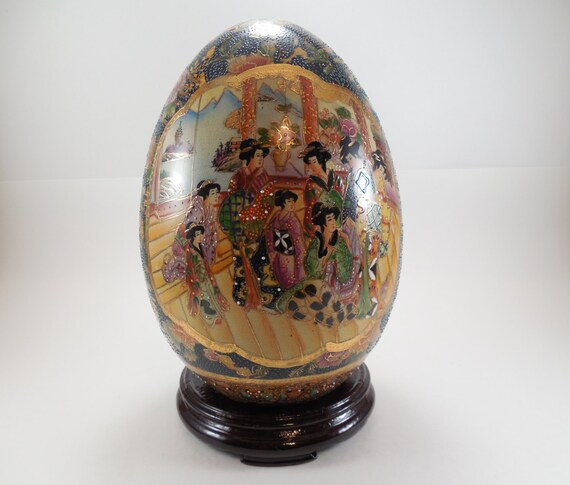 Large Vintage Chinese Satsuma Egg Geisha Motif by AllycatAttic
