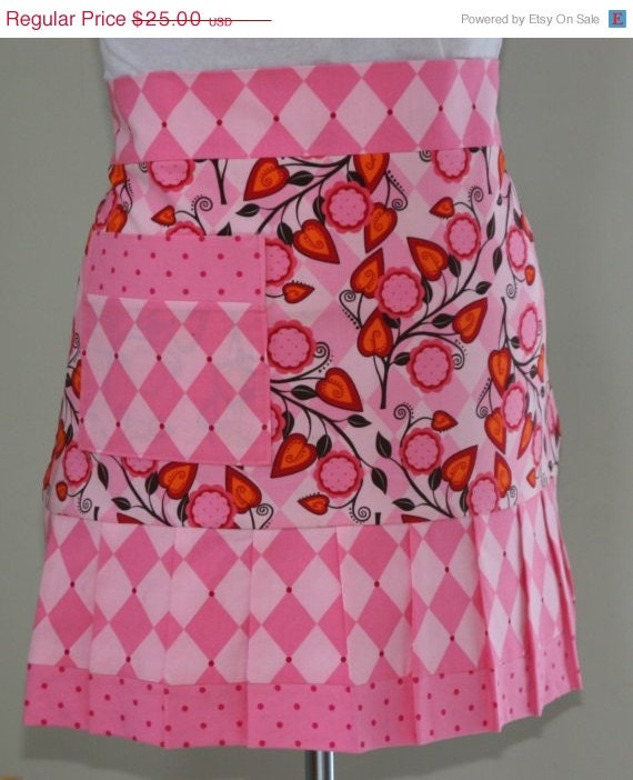 ON SALE Pleated Hostess Apron - Pink Andalucia - Great for Valentine's Day, Spring and Summer, Hearts, Diamonds, Flowers - PunkiePies ON SALE Pleated Hostess Apron - Pink Andalucia - Great for Valentine's Day, Spring and Summer, Hearts, Diamonds, Flowers - PunkiePies