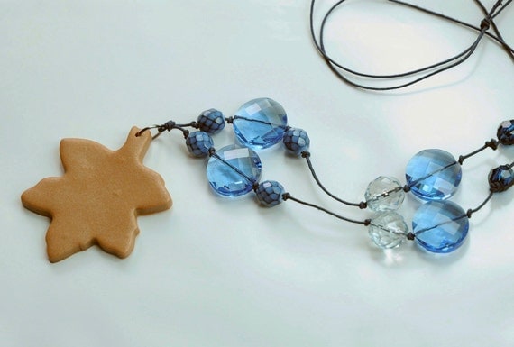 Handmade necklace elegant and unique with brown leaf