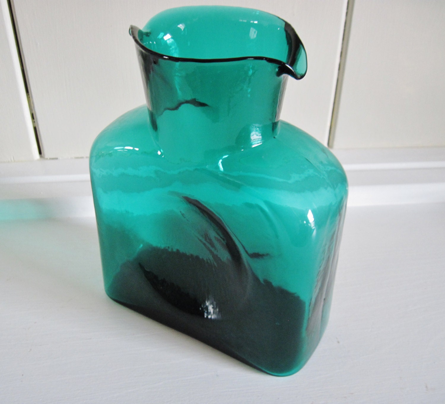 Blenko 384 Emerald Green Double Spouted Carafe Water Pitcher