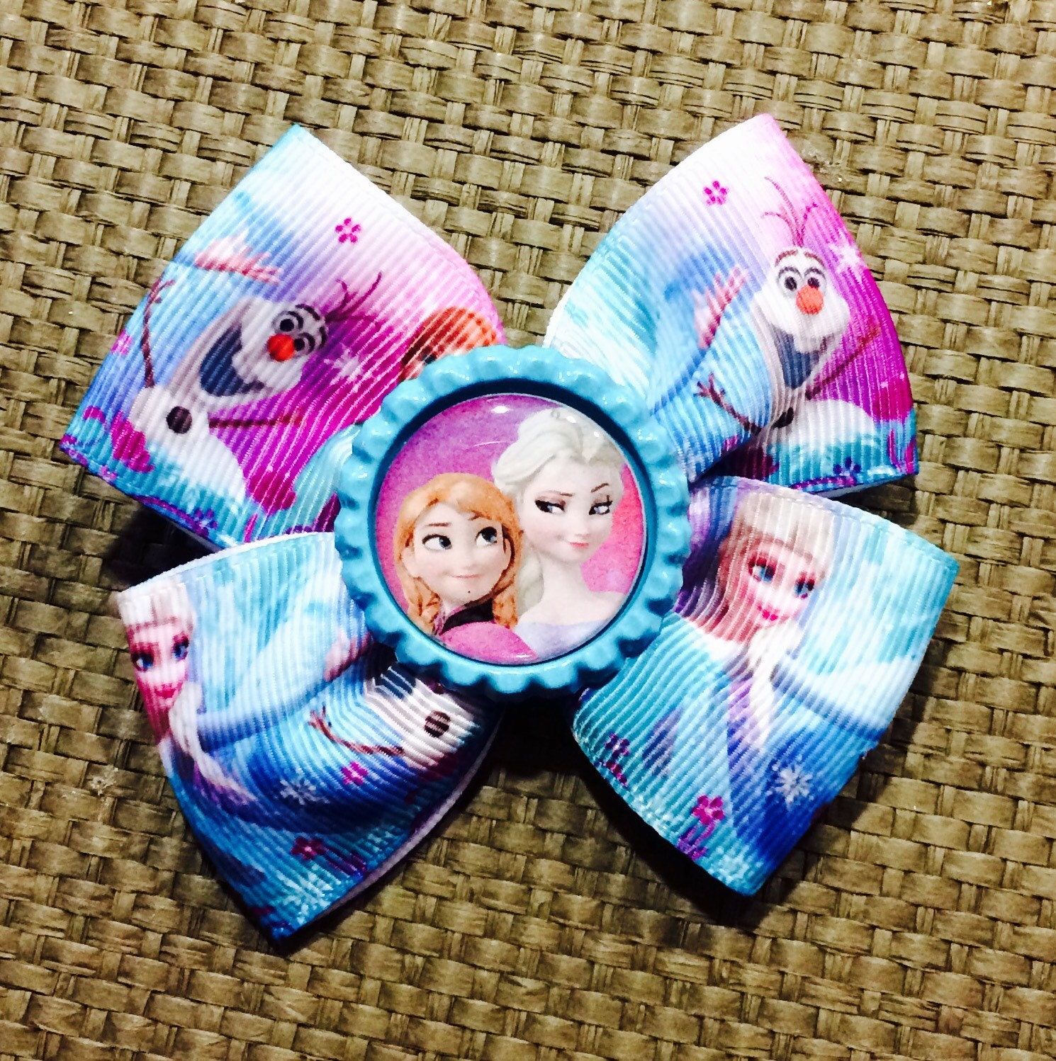 Disney S Frozen Hair Bow Frozen Hair Bow Anna And Elsa