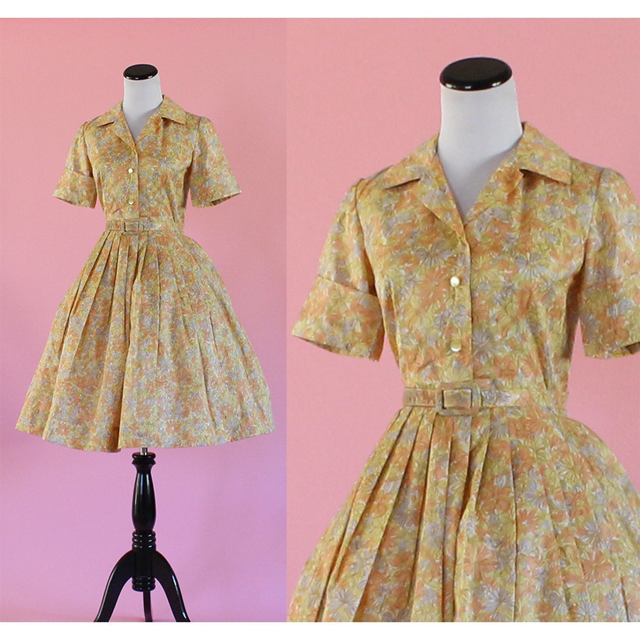 Vintage 1950s Floral Print Shirtwaist Dress 50s Short Sleeve